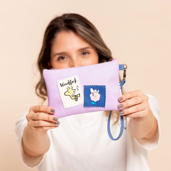 COSMETIQUERA O MONEDERO PARA MUJER RUANDA FLORES SNOOPY EN CUERO VEGANO - Imagen 3